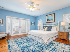 4 bedrooms, iron/ironing board, Internet, bed sheets - 5 Oclock Somewhere | Pet Friendly + Near the Beach (Tybee Island)