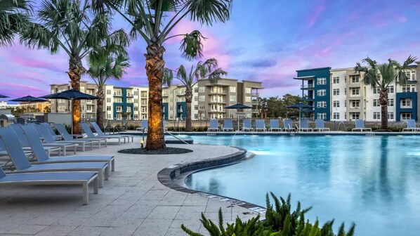 Indoor pool, outdoor pool