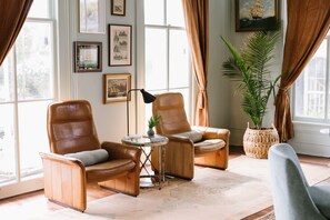 منطقة الجلوس في الردهة