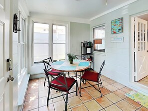 Dining - Captains Quarters A | 1.5 Blocks to Beach and Pier (Tybee Island)