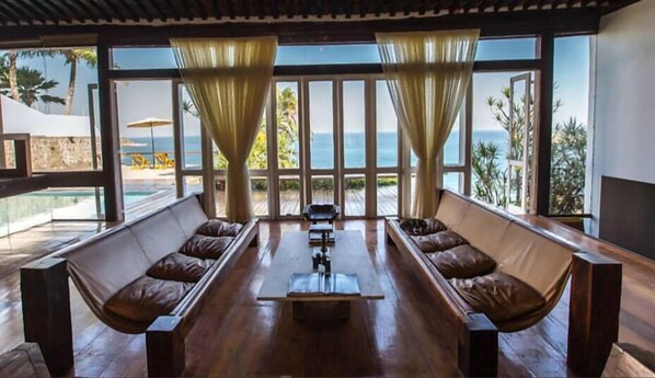 39-inch Smart TV with digital channels, TV, Netflix -  CLIFFSIDE - Boutique Hotel & Spa (Rio de Janeiro)