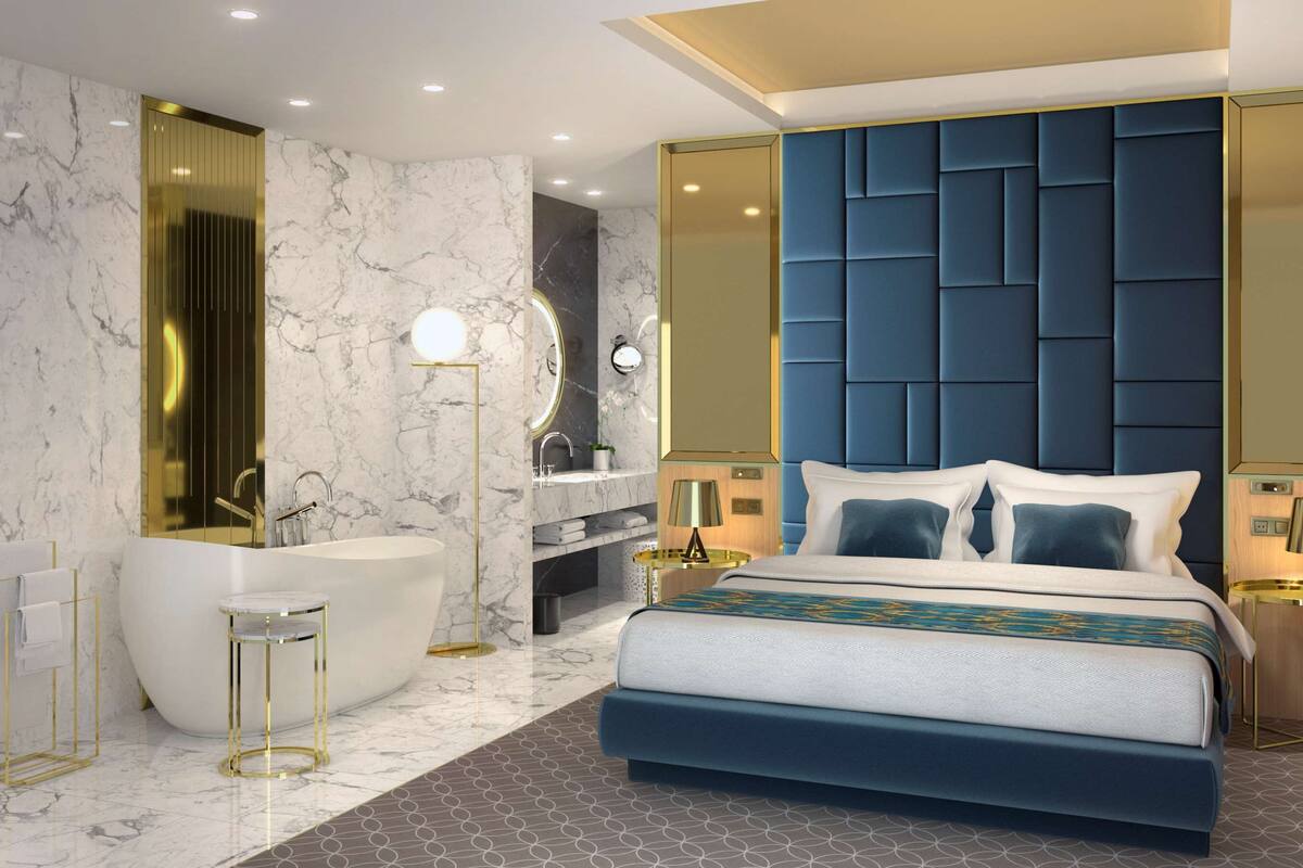 hypo-allergenic bedding, minibar, in-room safe, desk