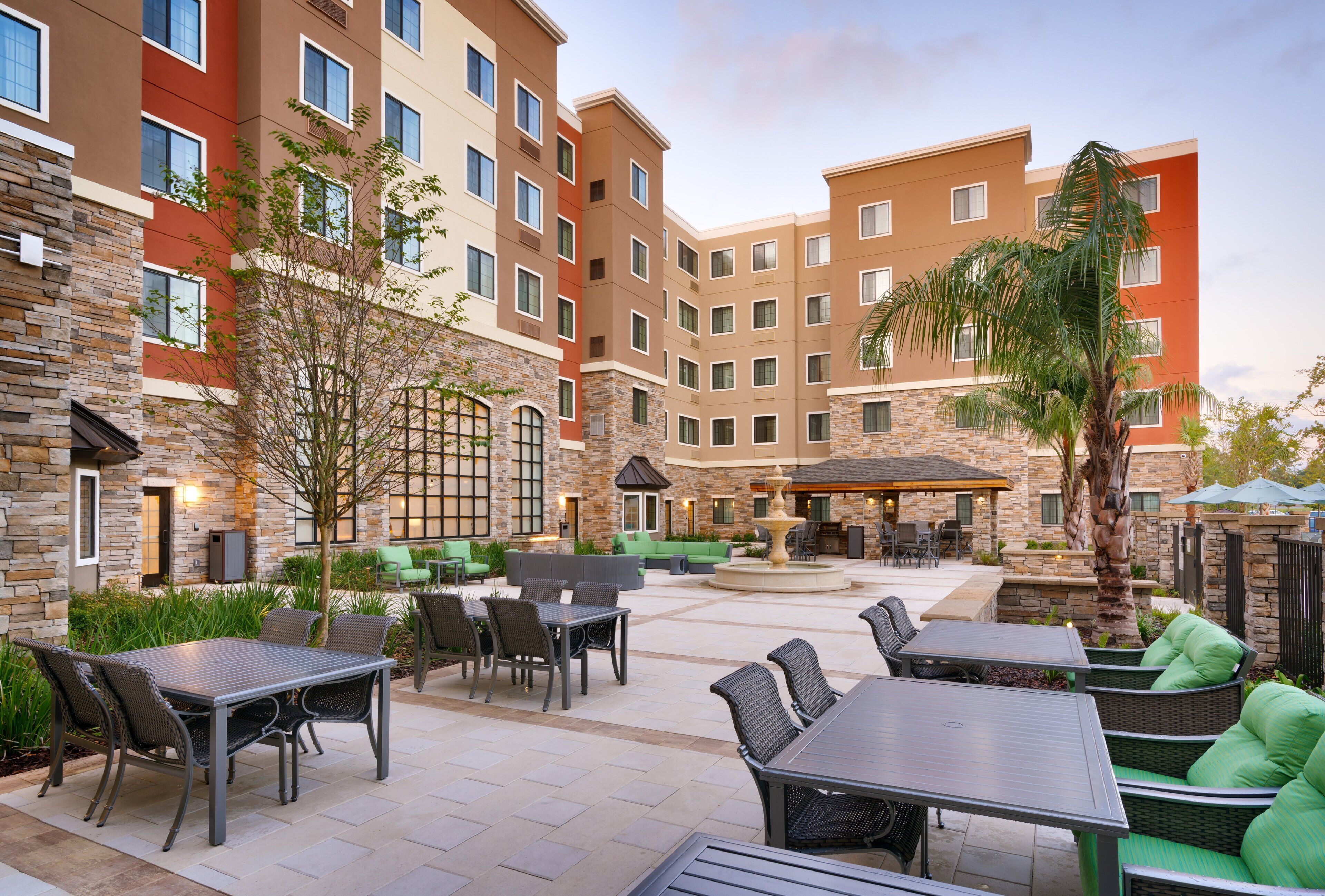 Foto - Holiday Inn Express & Suites Gainesville I-75 by IHG