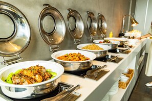 Restaurant - Holiday Inn Express Seoul Hongdae by IHG (Seoul)