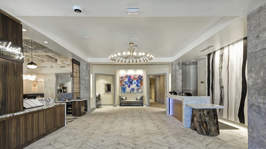 Hotel Indigo Kansas City - The Crossroads by IHG