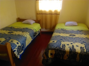 In-room safe, desk, free WiFi