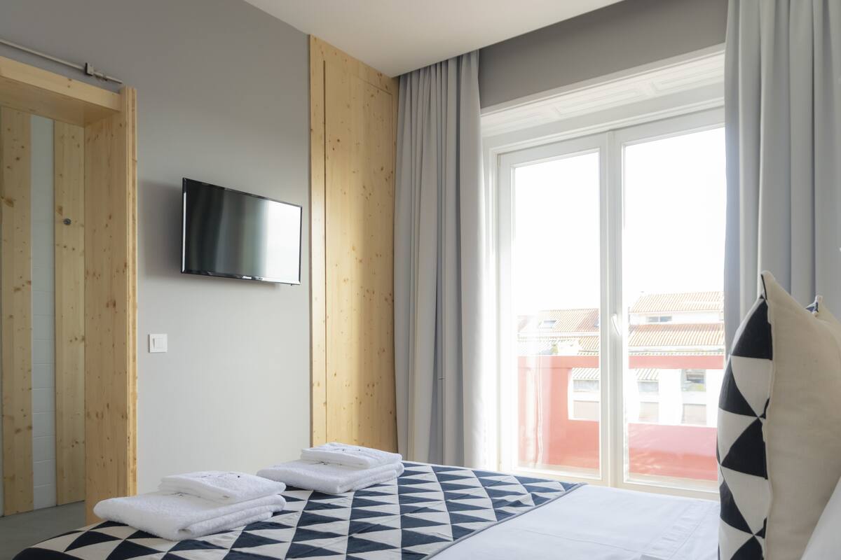 Torre Premium | Ropa de cama de alta calidad y sistema de insonorización