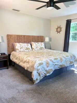 2 多间卧室、办公桌、熨斗/熨衣板、免费 WiFi