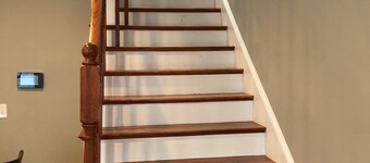 Large Luxury Condo/Townhouse Center of South Boston W/ Free Parking & WiFi