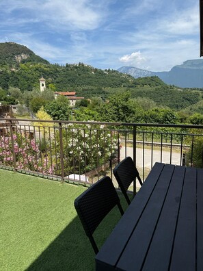 Outdoor dining - Villetta Ulivi Residence CA7 Holideal (Tremosine)