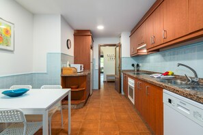 Frigorífic, microones, forn i rentaplats 