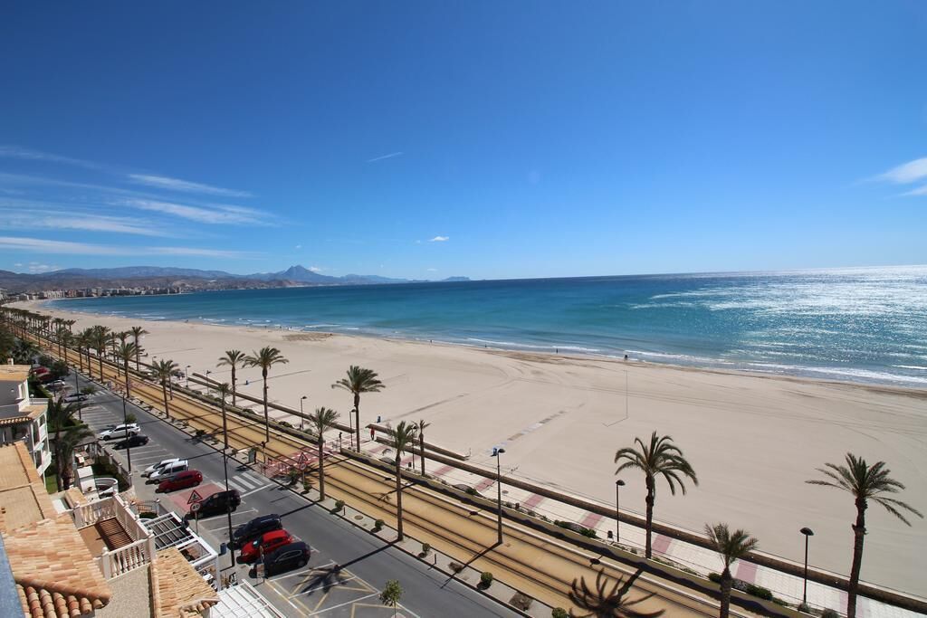 Beautiful house only 10 min drive to El Campello beach