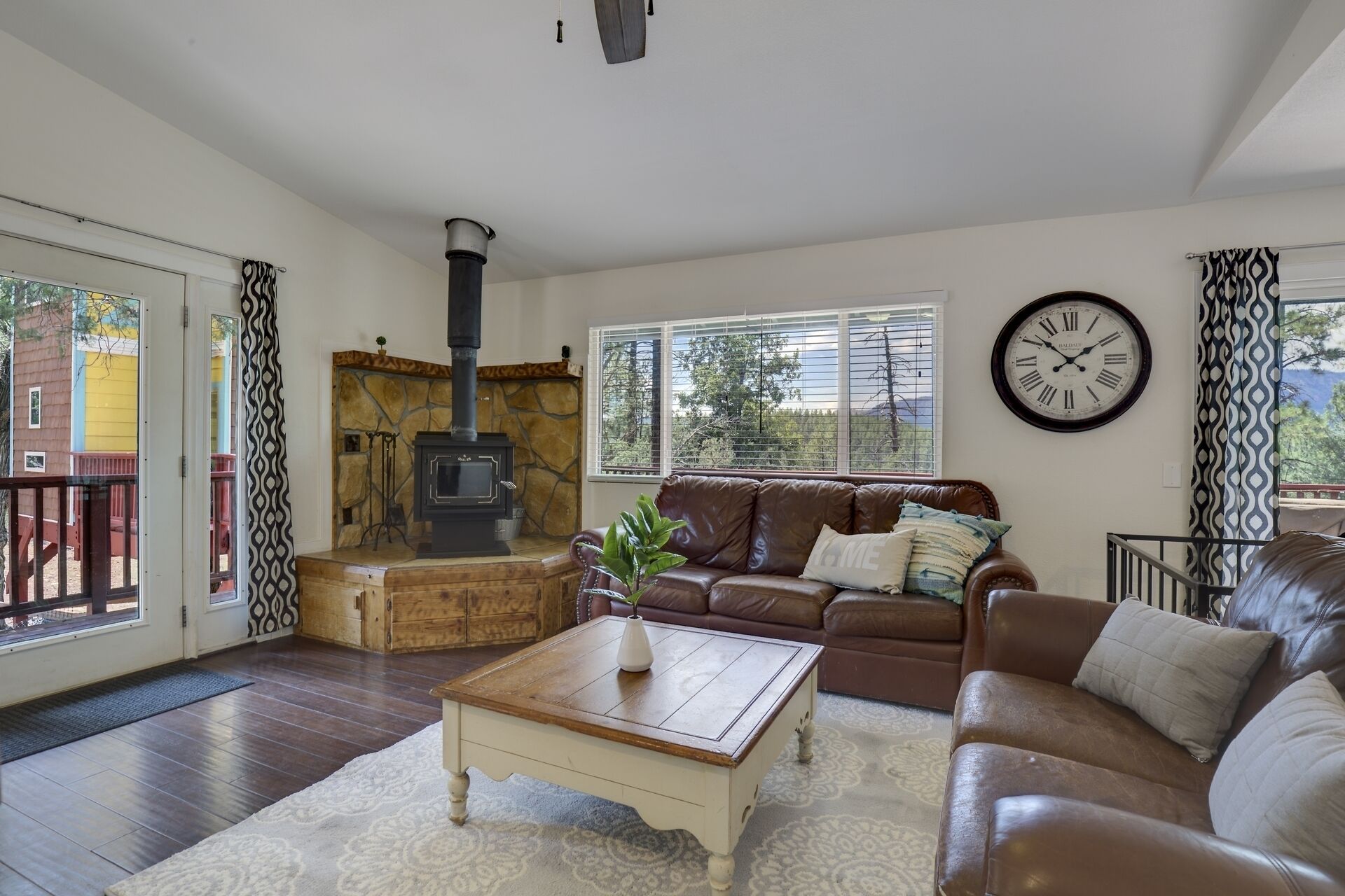 Top of the Rim Cabin + Tree House, Amazing Views!