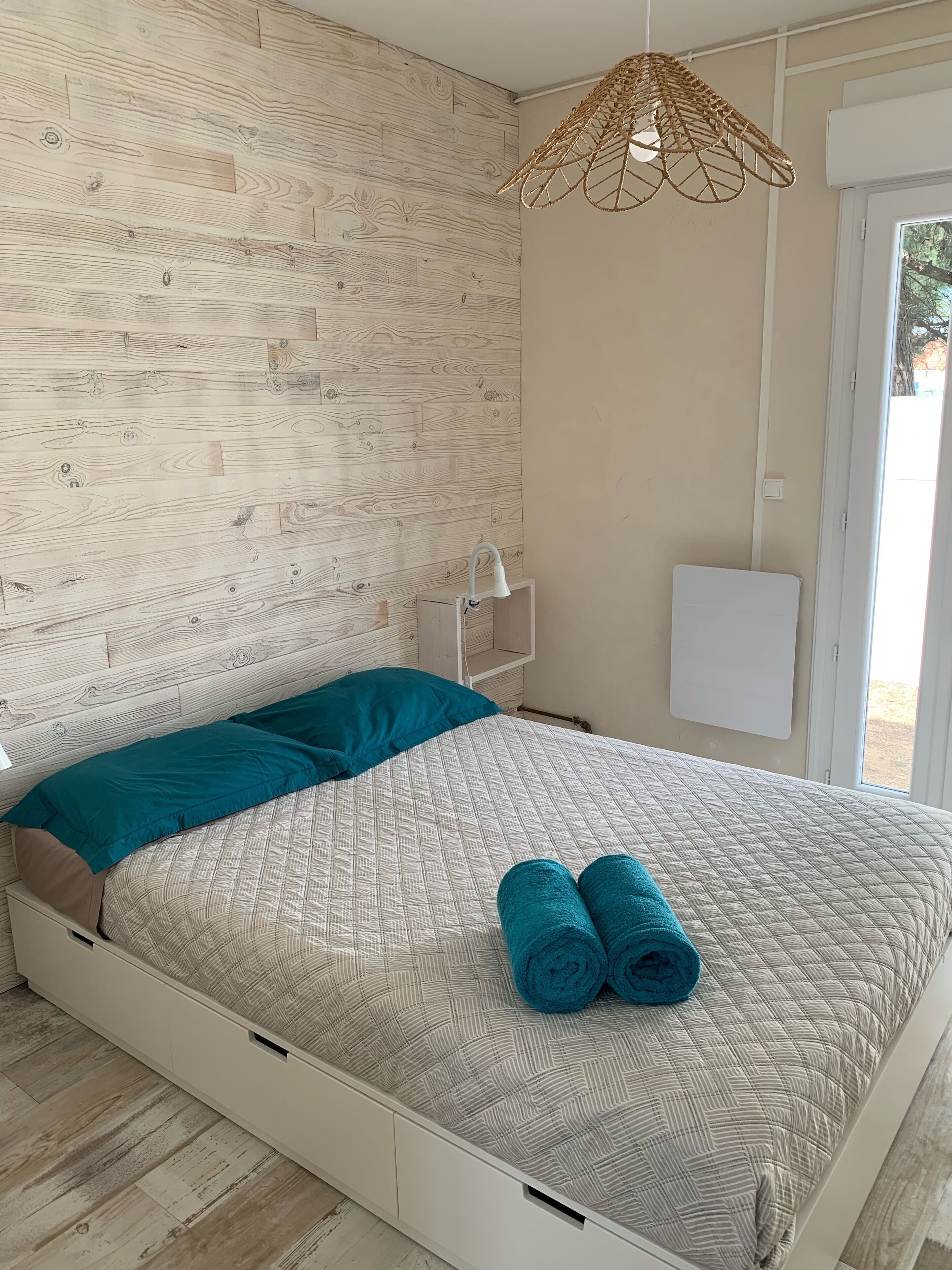 3 chambres, Wi-Fi gratuit, draps fournis