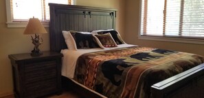 4 chambres, fer et planche à repasser, Wi-Fi gratuit, draps fournis