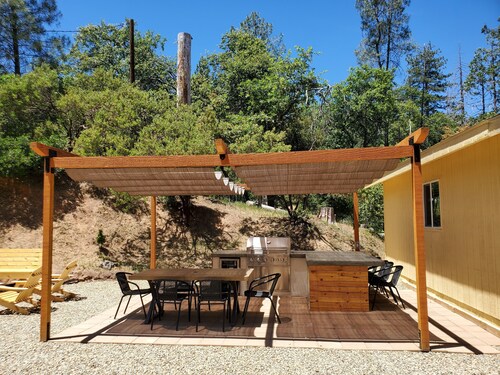 Cabin in bass lake vacational