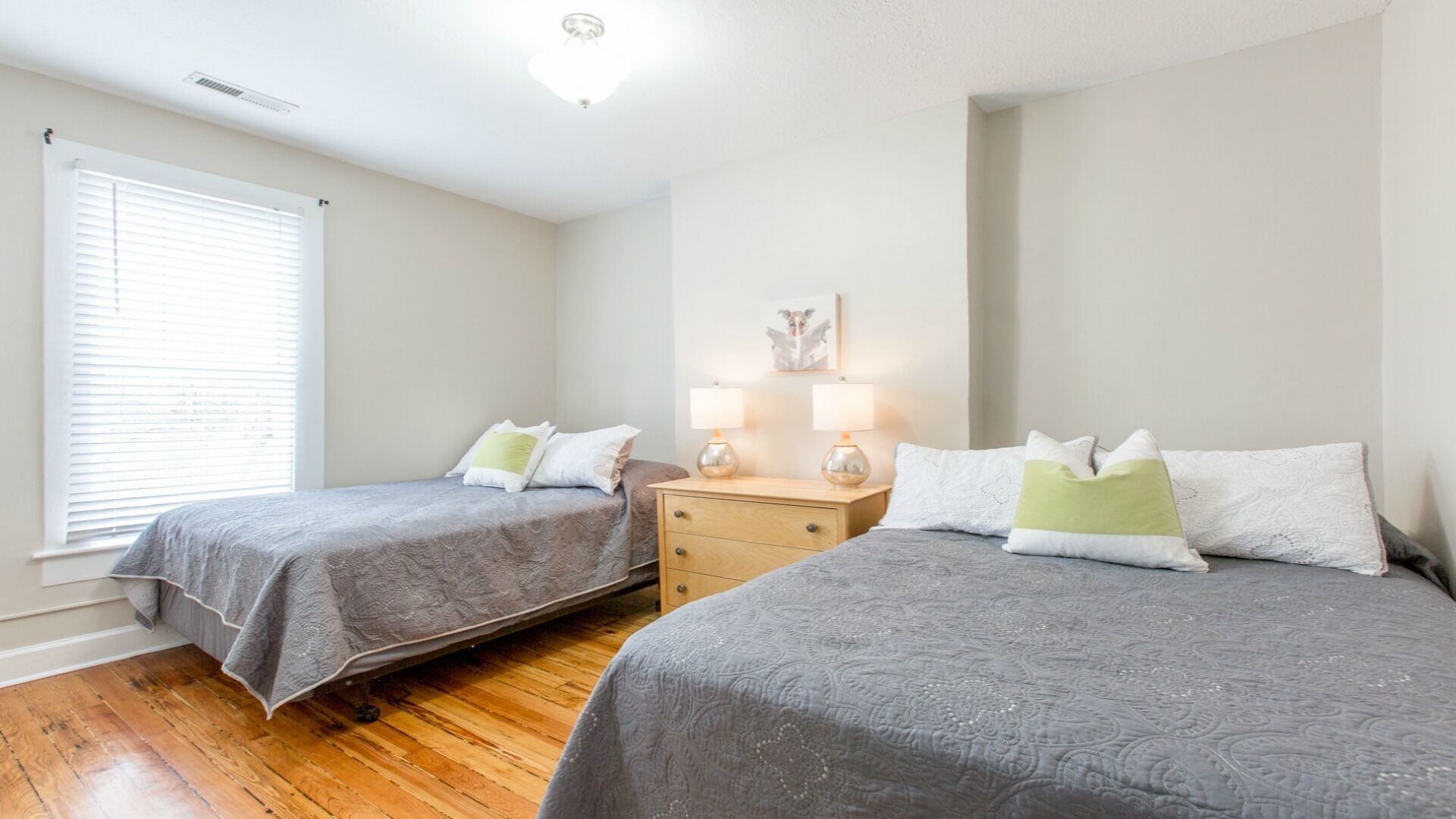 Large home Downtown Chattanooga Sleeps 7-9 