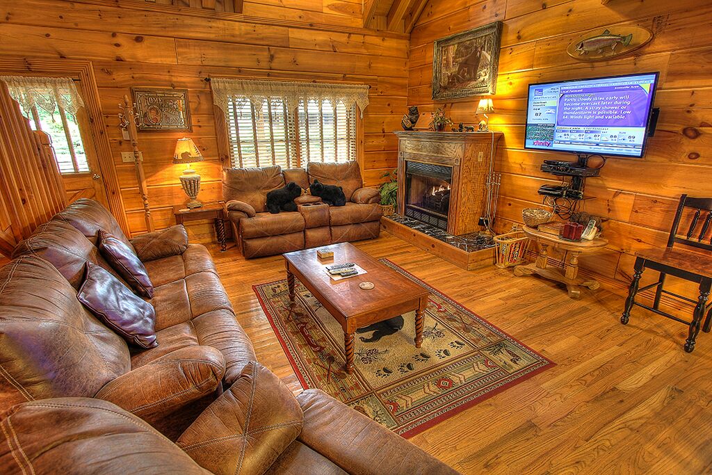 Bears Den, Pigeon Forge, Arcade game, Hot Tub