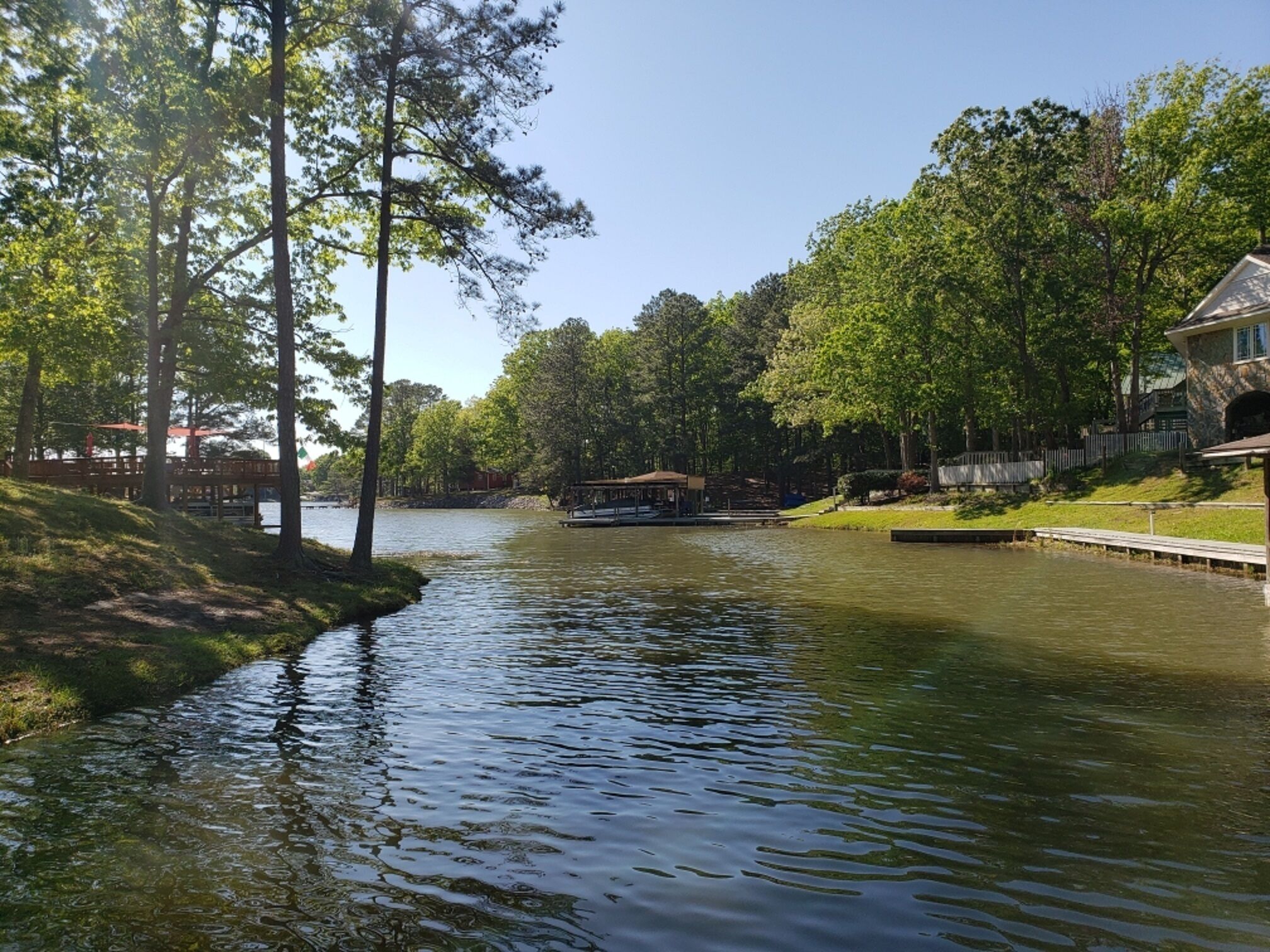 Beautiful Waterfront Home on Lake Gaston with pontoon rental option