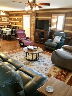 Smart TV, fireplace, table football