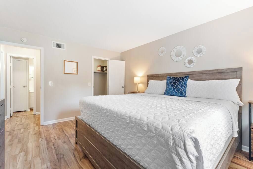 1 bedroom, iron/ironing board, free WiFi, bed sheets