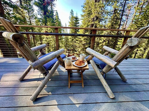 Slopes To Shore — Your Tahoe Adventure Hub! - {Hot Tub} {Game Room} {Gym}