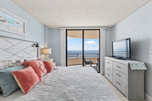 2 slaapkamers, bedden met traagschuimmatras, een bureau, gratis wifi