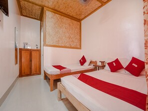 Kamar Triple Standar | Seprai linen