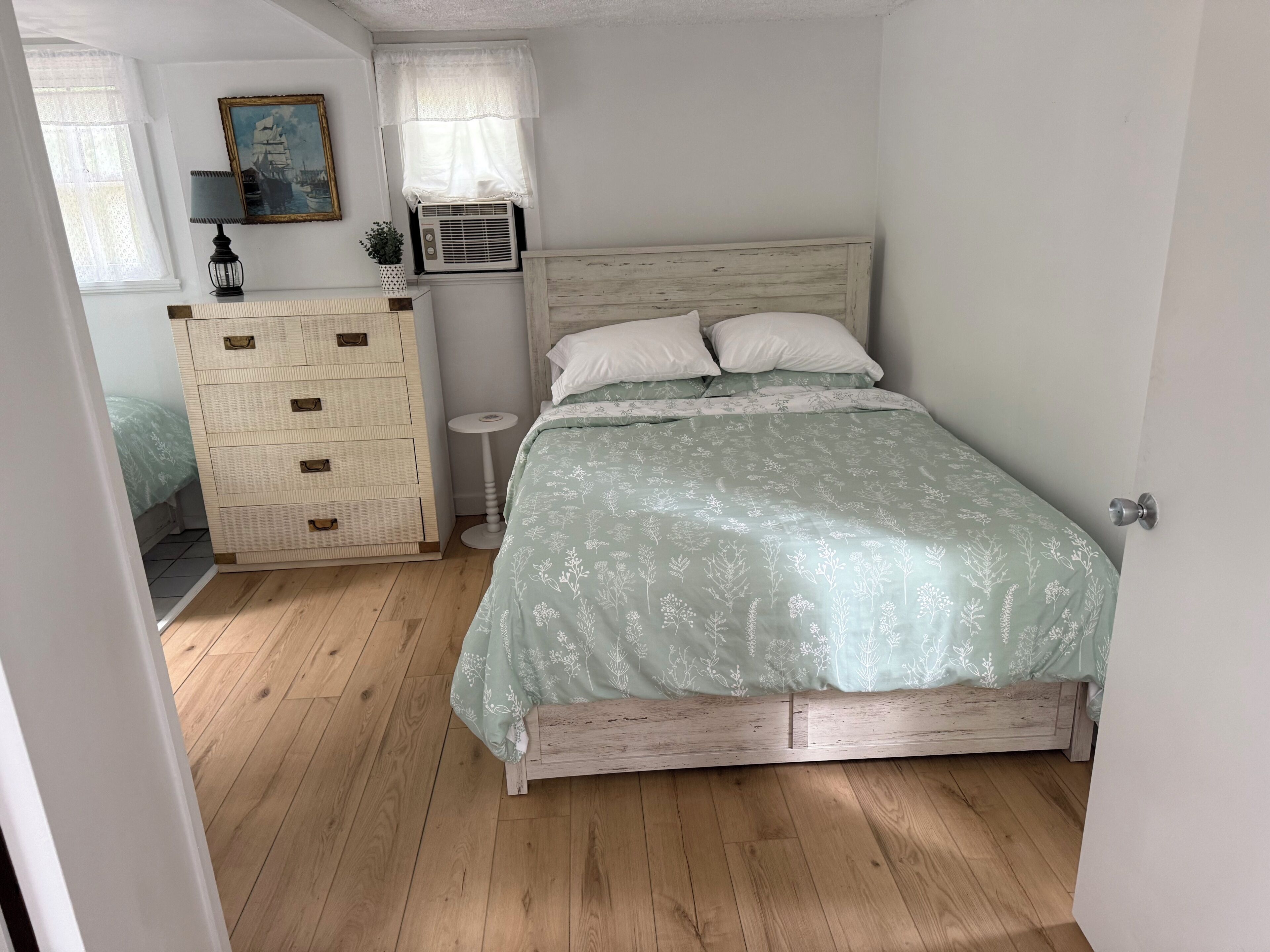 2 habitaciones, escritorio, wifi gratis y ropa de cama 