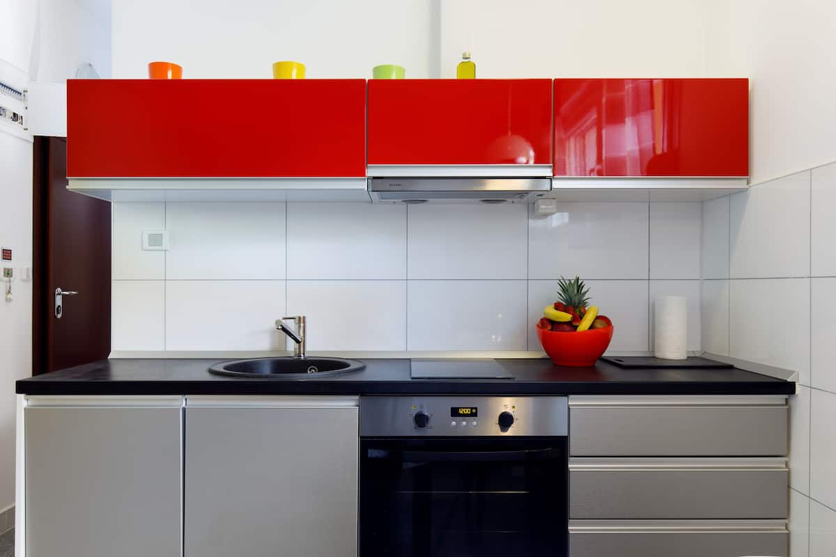 turtle. studio with parking view | private kitchen | paper towels