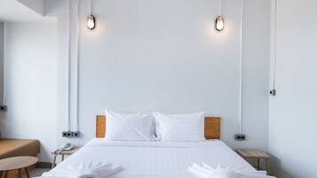 Standard Double Room | Desk, blackout drapes, free WiFi, wheelchair access