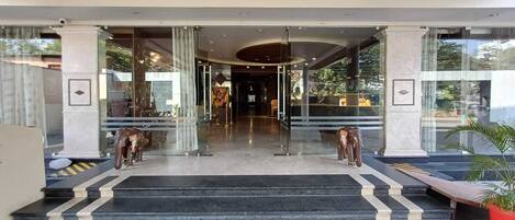 Entrada de la propiedad