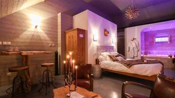 Minibar, coffres-forts dans les chambres, décoration personnalisée