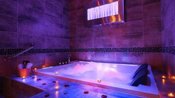 Romantische suite, bubbelbad (La Vintage) | Extradiep bad