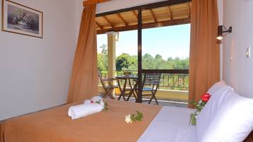 Classic Double Room, 1 Queen Bed, Beach View, Beachfront | Blackout curtains, free WiFi, bed sheets