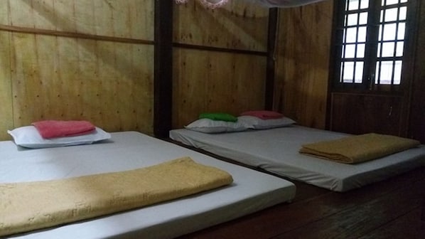 Free WiFi - Hoang Chuyen Homestay (Ba Be)
