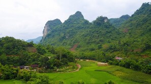 View from property - Hoang Chuyen Homestay (Ba Be)