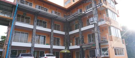 Fachada da propriedade