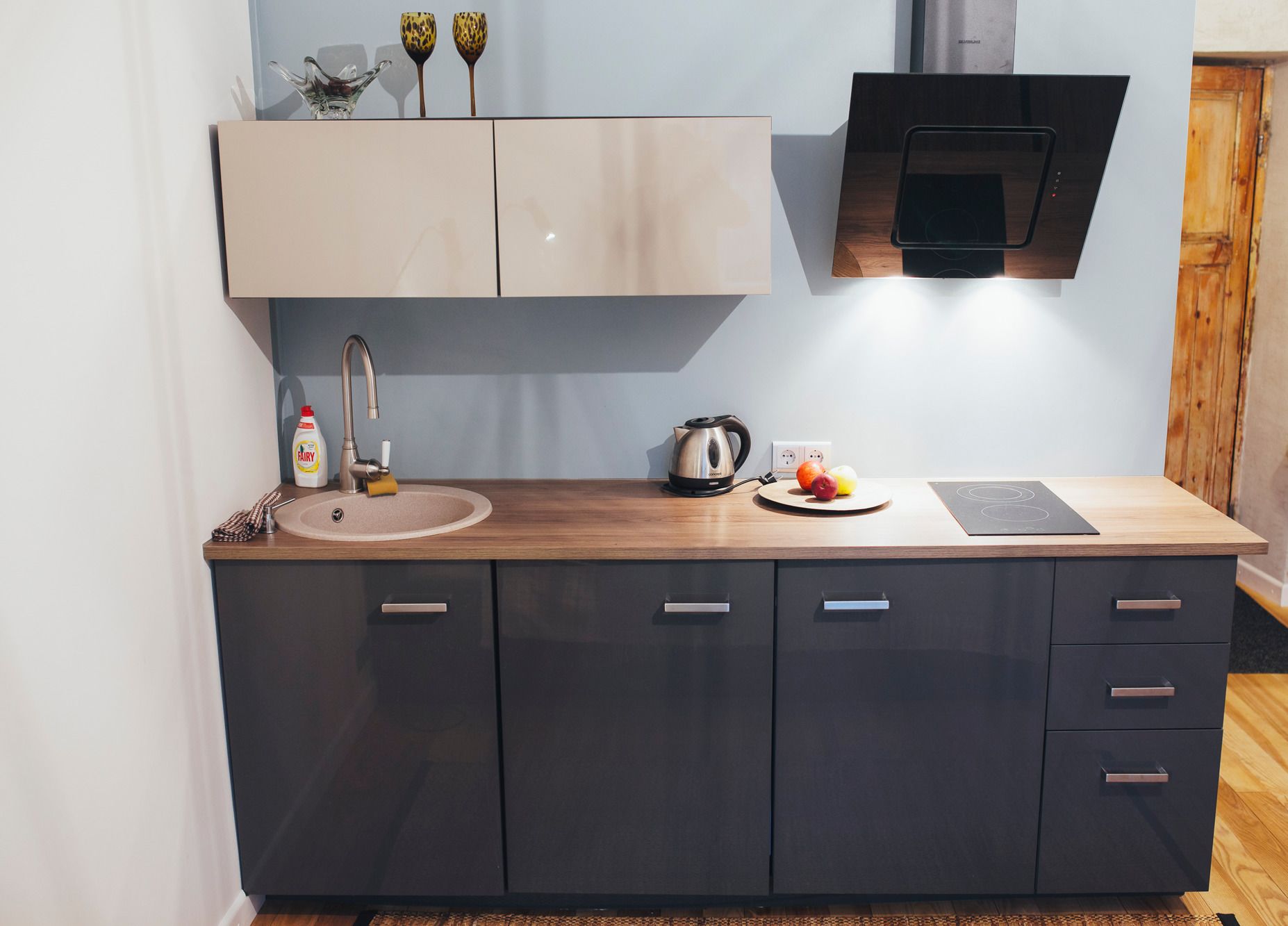 Deluxe apartment 11.5 | Einkaeldhúskrókur | Ísskápur, eldavélarhellur