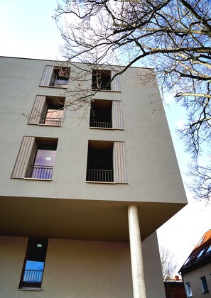 ด้านหน้าที่พัก