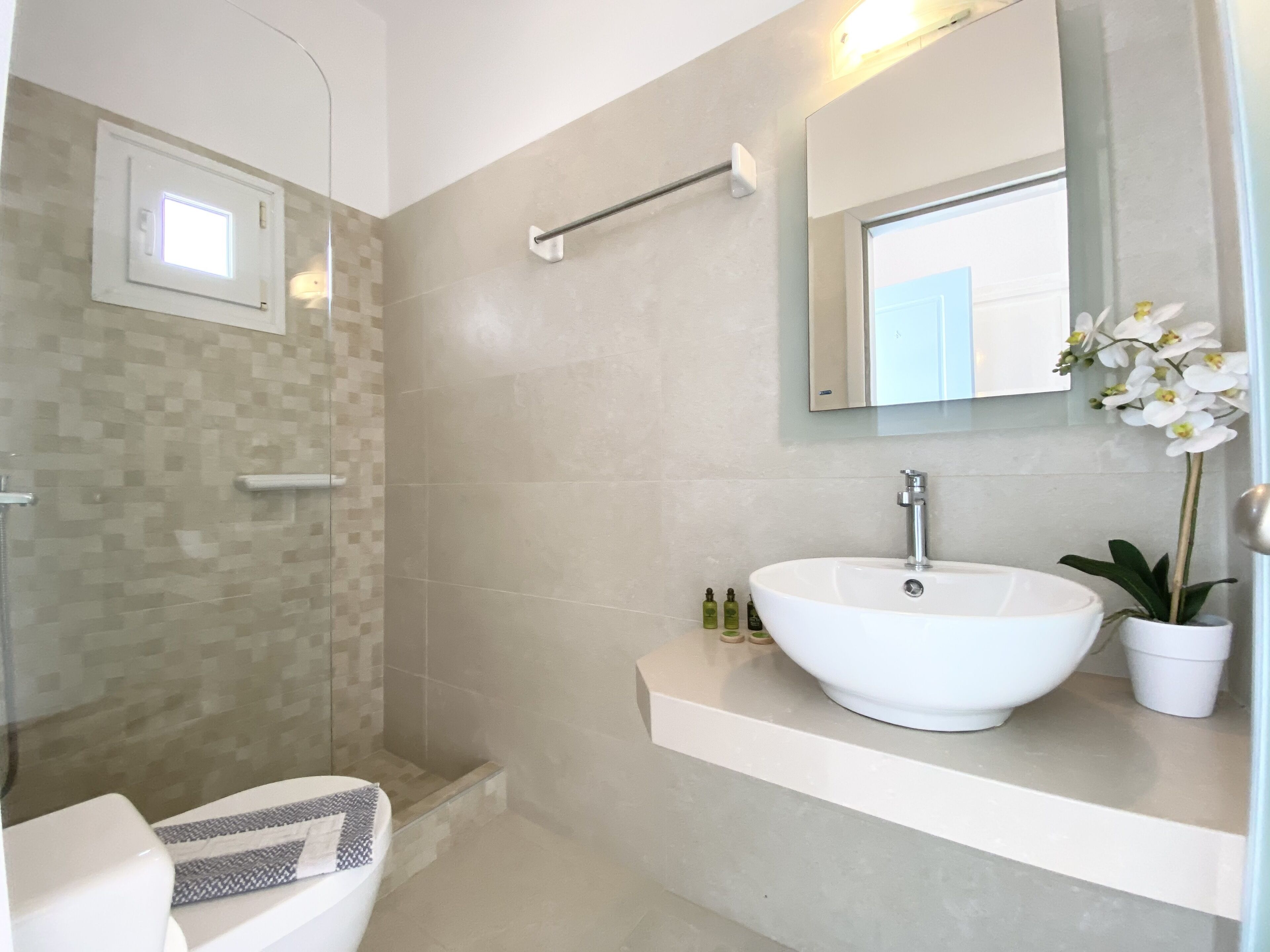 Photo - Eleftheria Hotel & Apartments