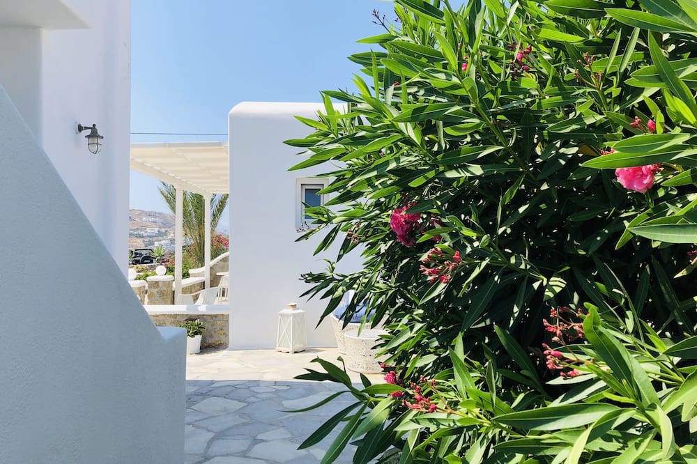 Eleftheria Hotel