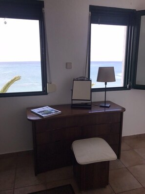 Duplex, Sea View (Maisonette) | Living area | Flat-screen TV, fireplace
