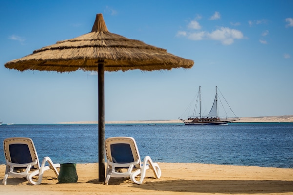 Playa privada en los alrededores, sillas reclinables de playa