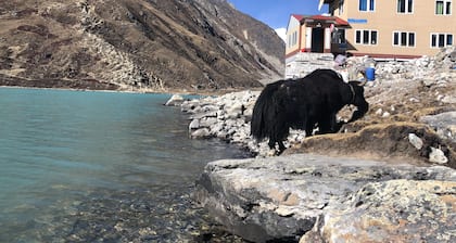 Thanka Inn Gokyo
