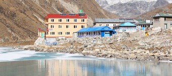 Thanka Inn Gokyo