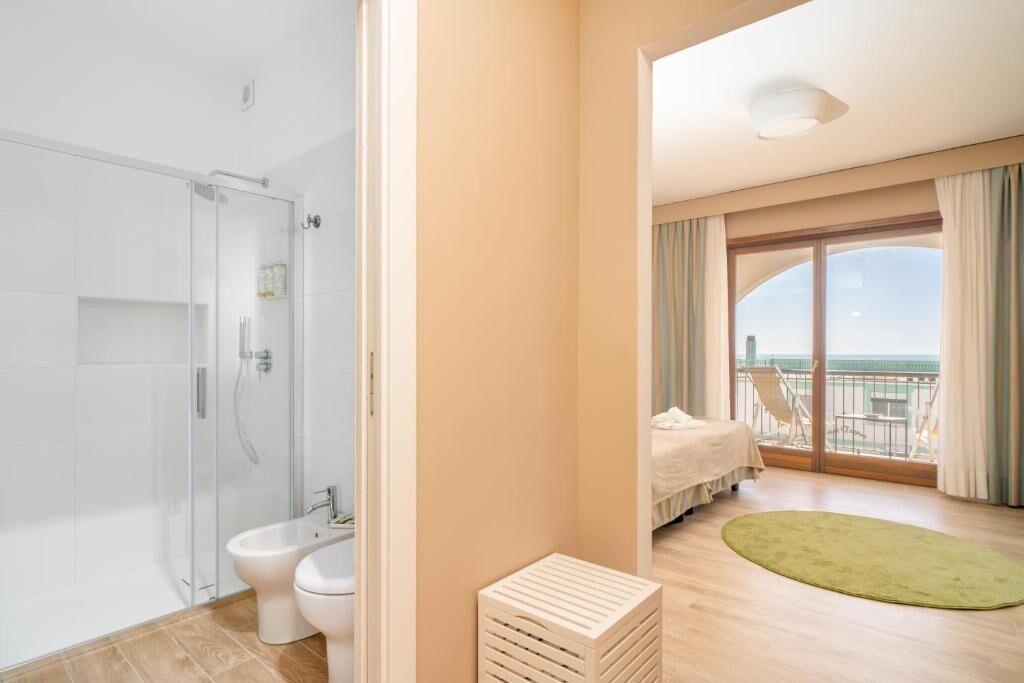 1 bedroom, frette italian sheets, premium bedding, pillow-top beds