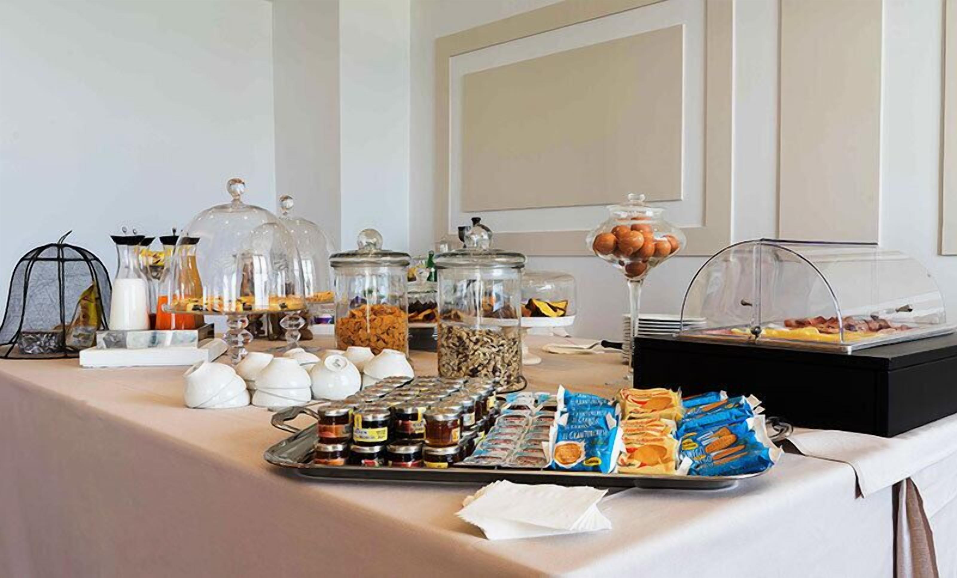 daily self-service breakfast (eur 20 per person)