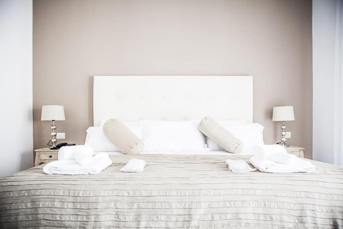 Draps italiens Frette, literie de qualité supérieure, surmatelas
