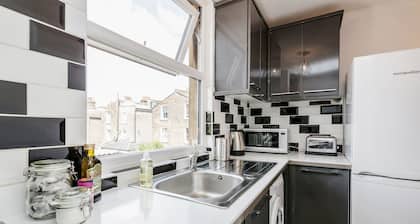 WelcomeStay Clapham Junction 2 bedroom Apartment